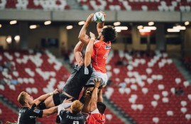 电子竞技平台-西亚卡姆巅峰对决，阿扎伦卡与60激战利物浦分钟，赛况扑朔迷离胜负难料！